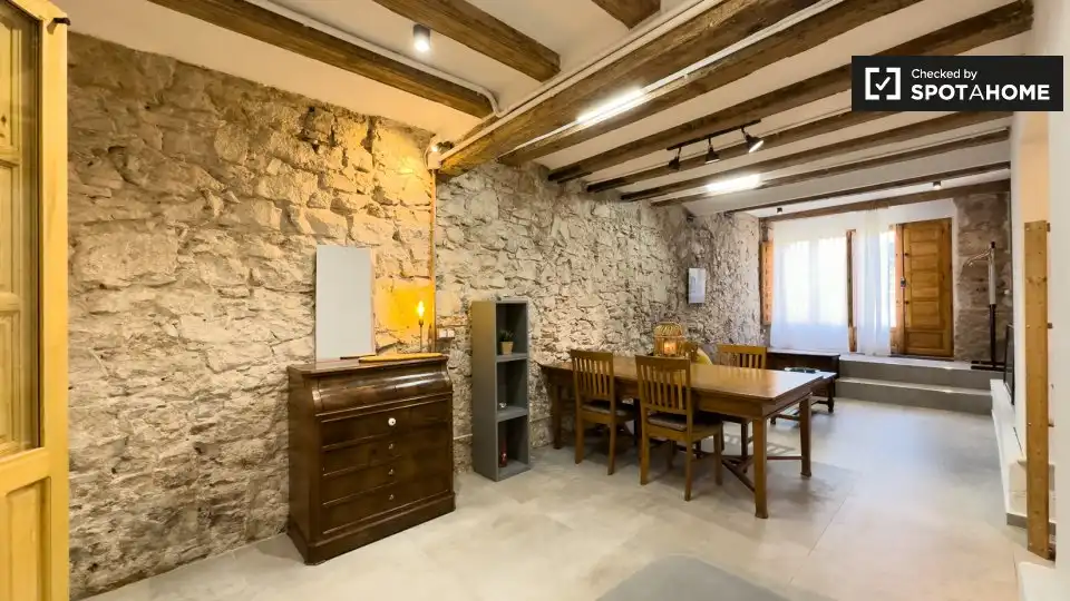Room in El Raval