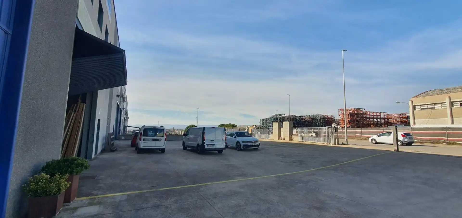 Aparcament de Nau industrial en venda en Vilafranca del Penedès