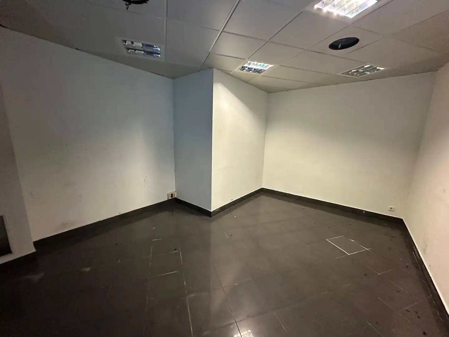 Local en venta en Badalona