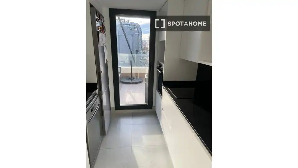 Cocina de Piso de alquiler en Valencia con Aire acondicionado, Calefacción y Amueblado