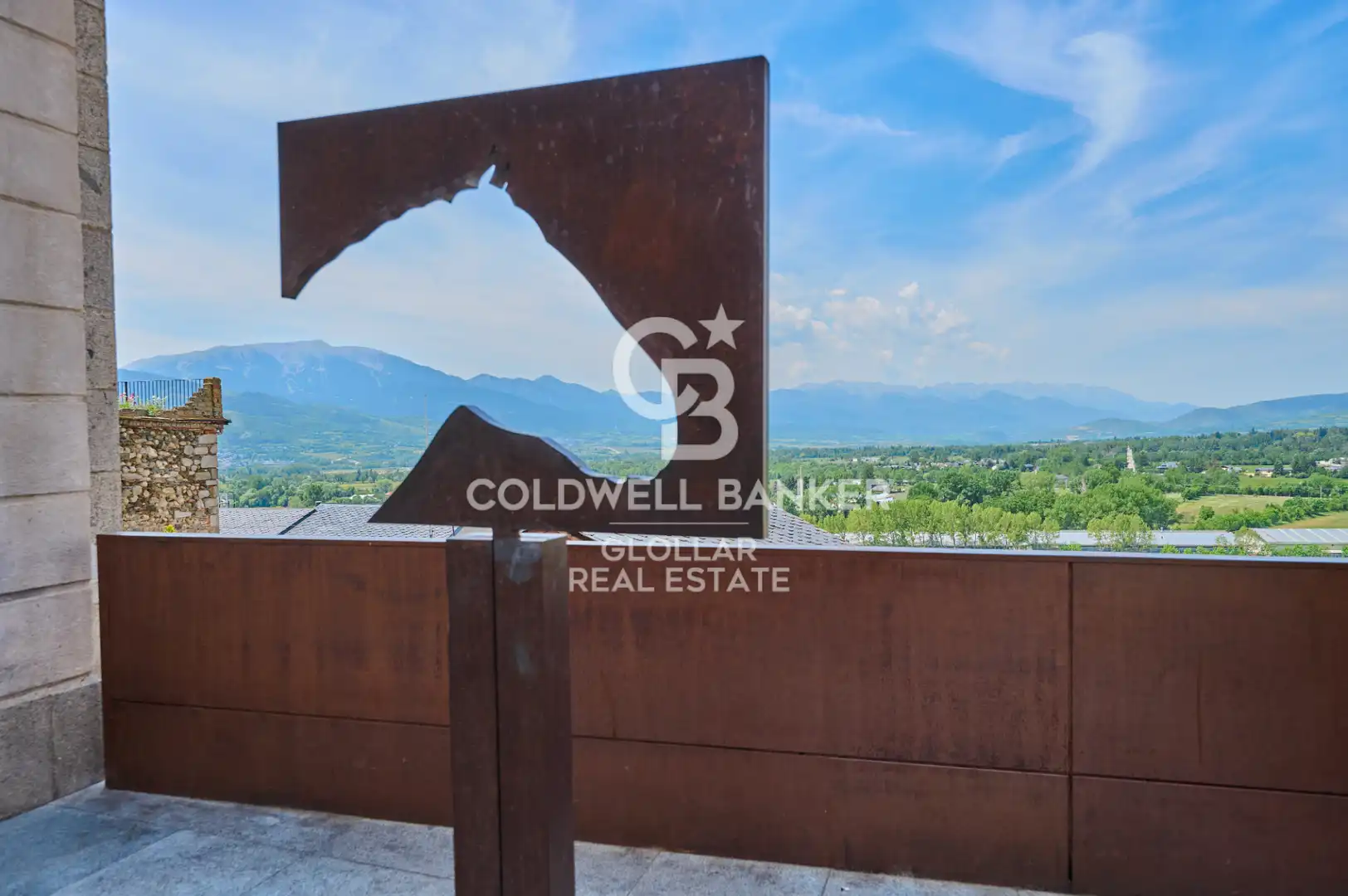Terrace of Attic for sale in Puigcerdà  with Heating, Parquet flooring and Storage room