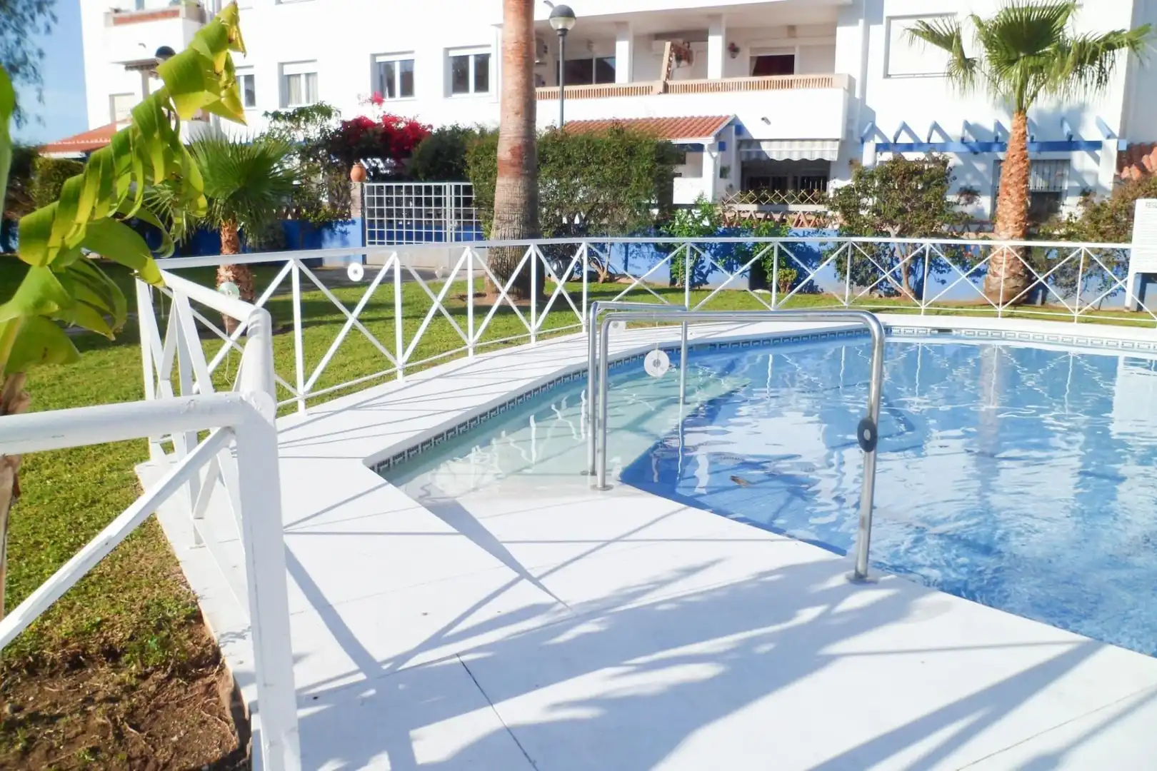 Swimming pool of Apartments for sale in Benalmádena  with Air Conditioner, Furnished and Community pool