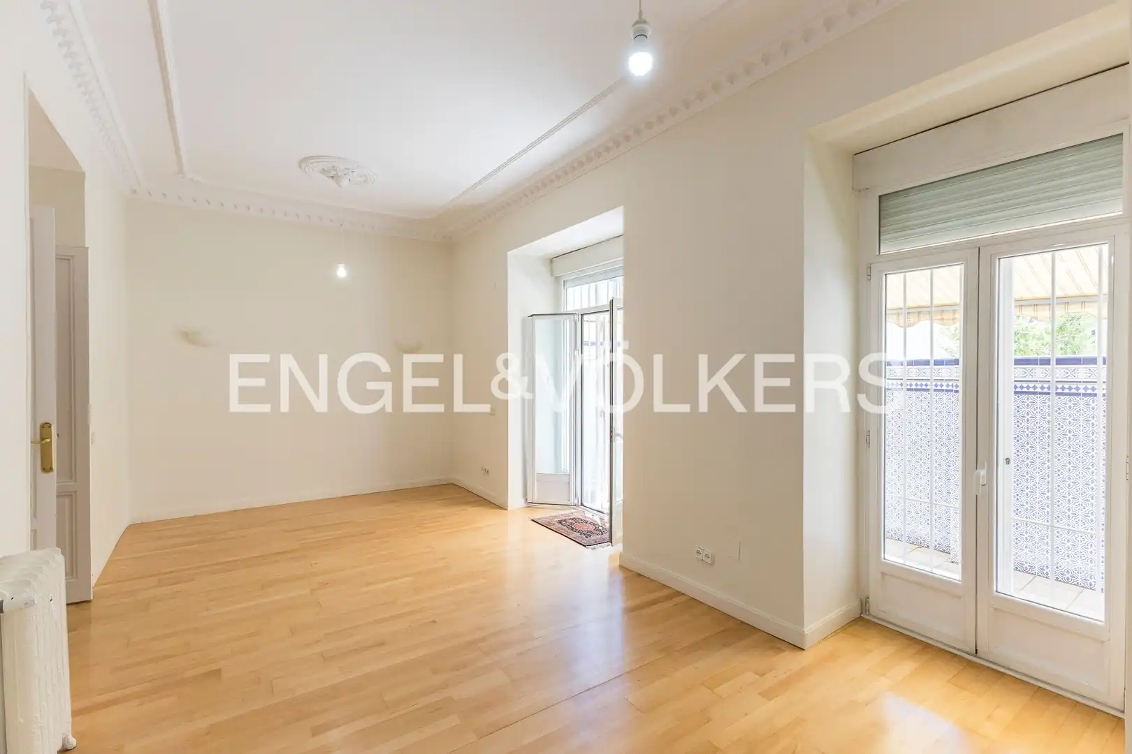 Flat with lift for sale in Calle del General Oráa, imagen 3