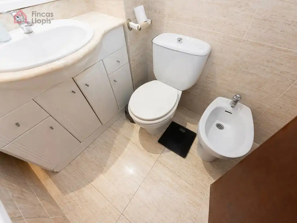 Badezimmer von Wohnung zum Verkauf in L'Hospitalet de Llobregat mit Terrasse und Balkon