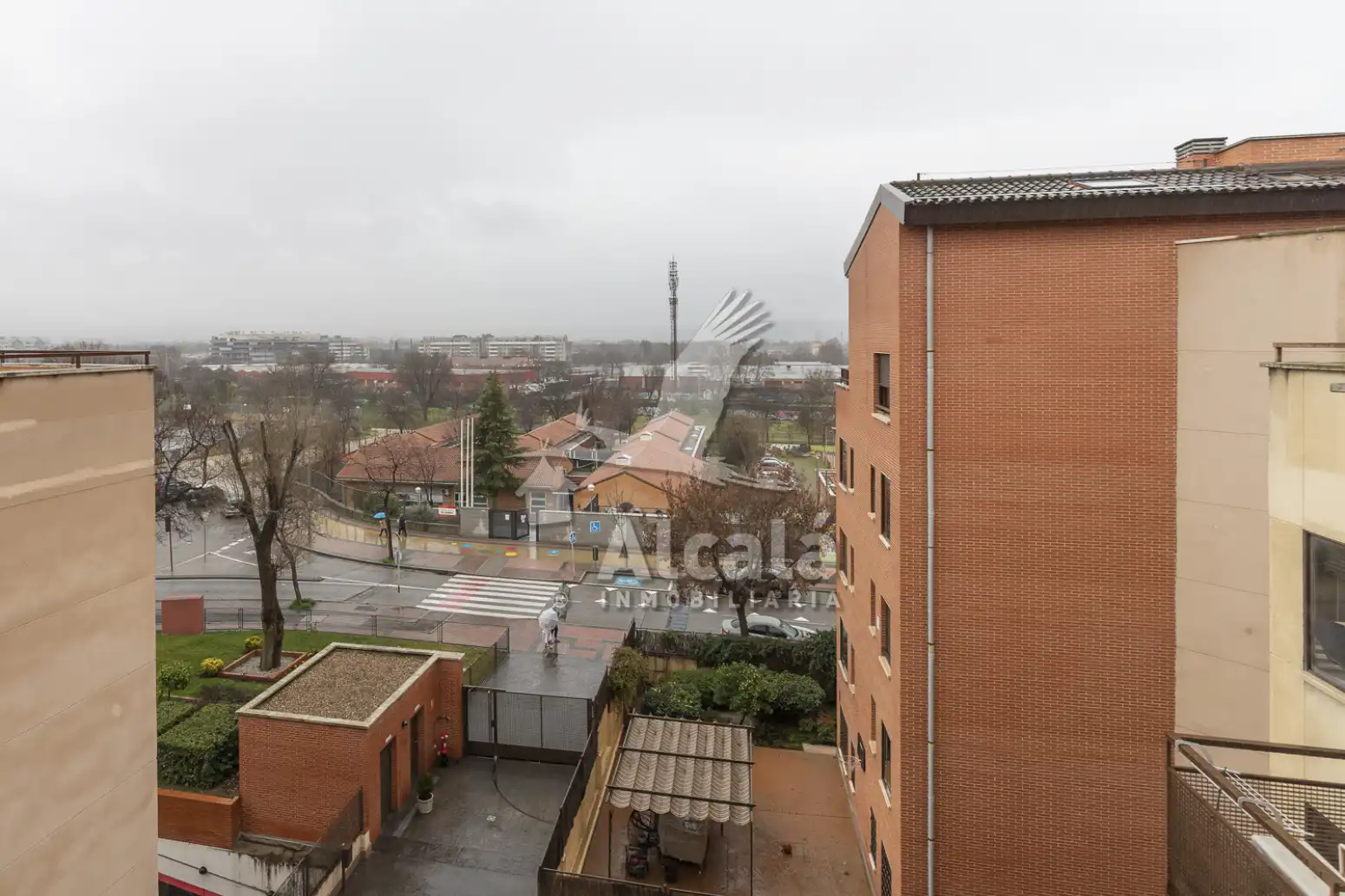 Habitación de Ático en venta en Alcalá de Henares con Aire acondicionado, Calefacción y Terraza