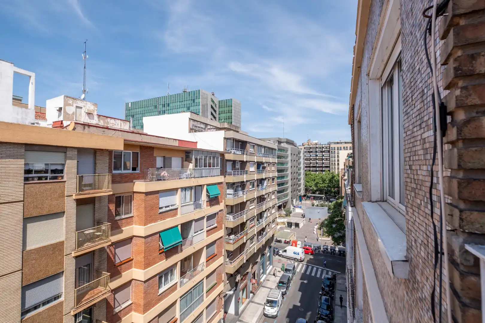 Exterior view of Flat for sale in Zaragoza  with Heating, Terrace and Storage room
