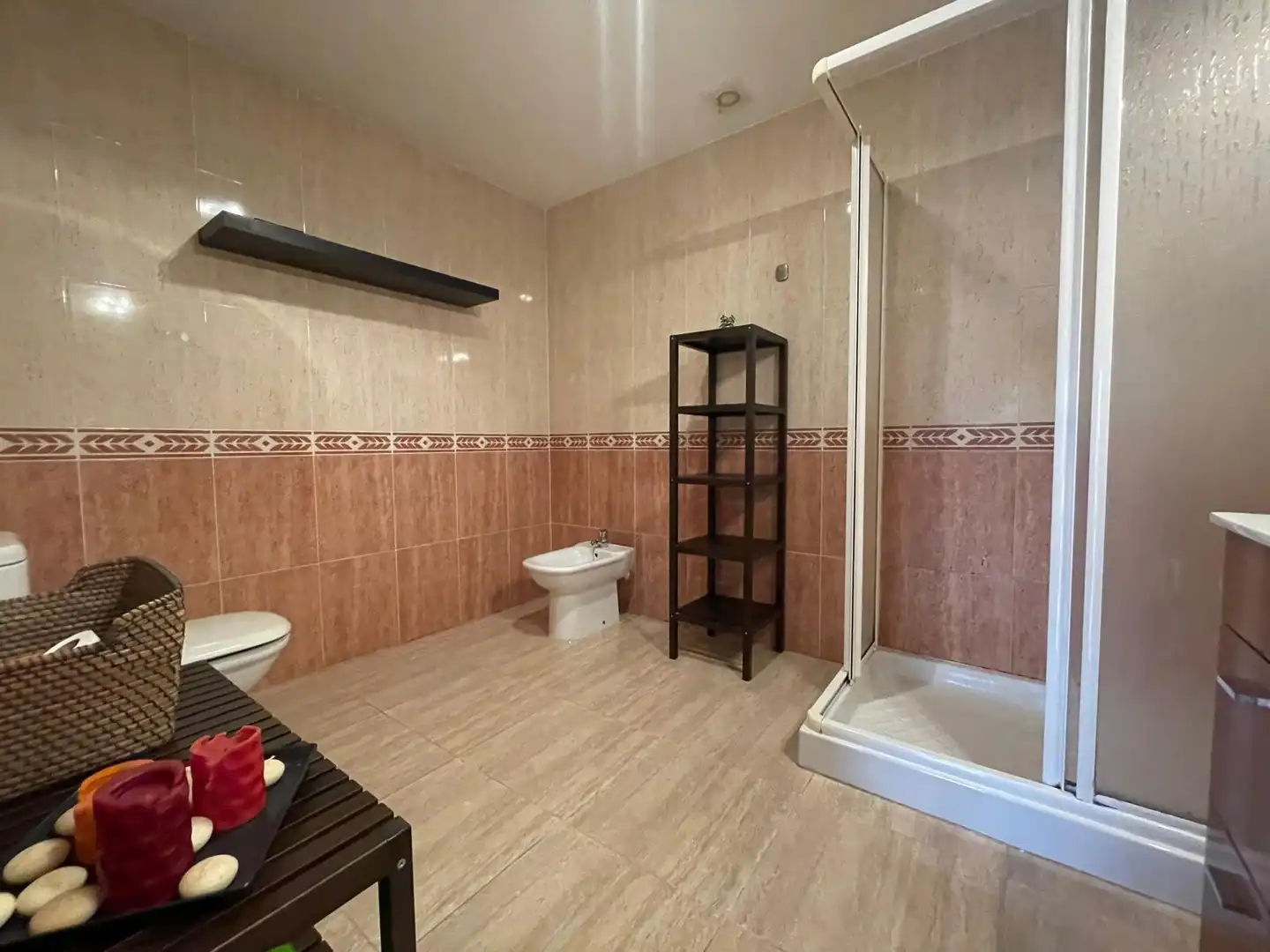 Bany de Apartament en venda en Águilas amb Aire condicionat, Terrassa i Piscina