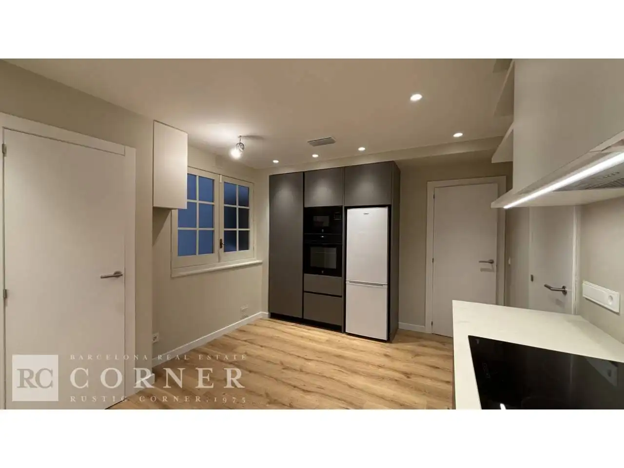 Kitchen of Flat for rent in Barcelona  with Air Conditioner, Heating and Terrace