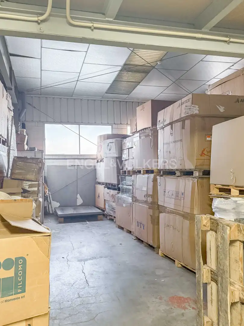 Nave industrial con ascensor en venta en Eixample, imagen 8