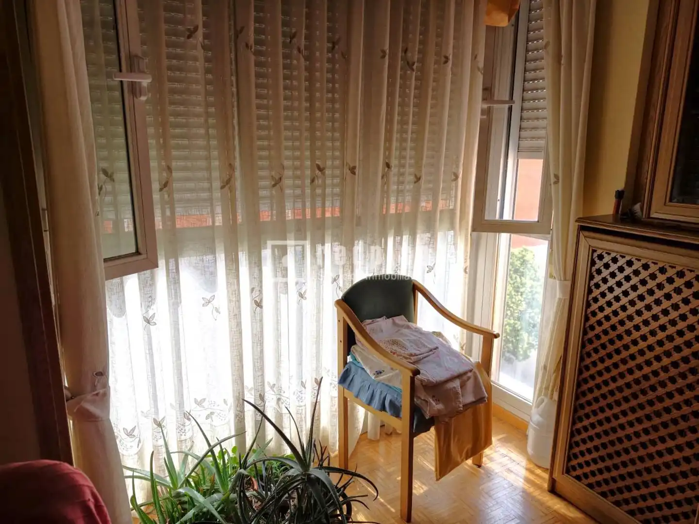 Balcony of Flat for sale in Madrid  with Air Conditioner, Heating and Parquet flooring