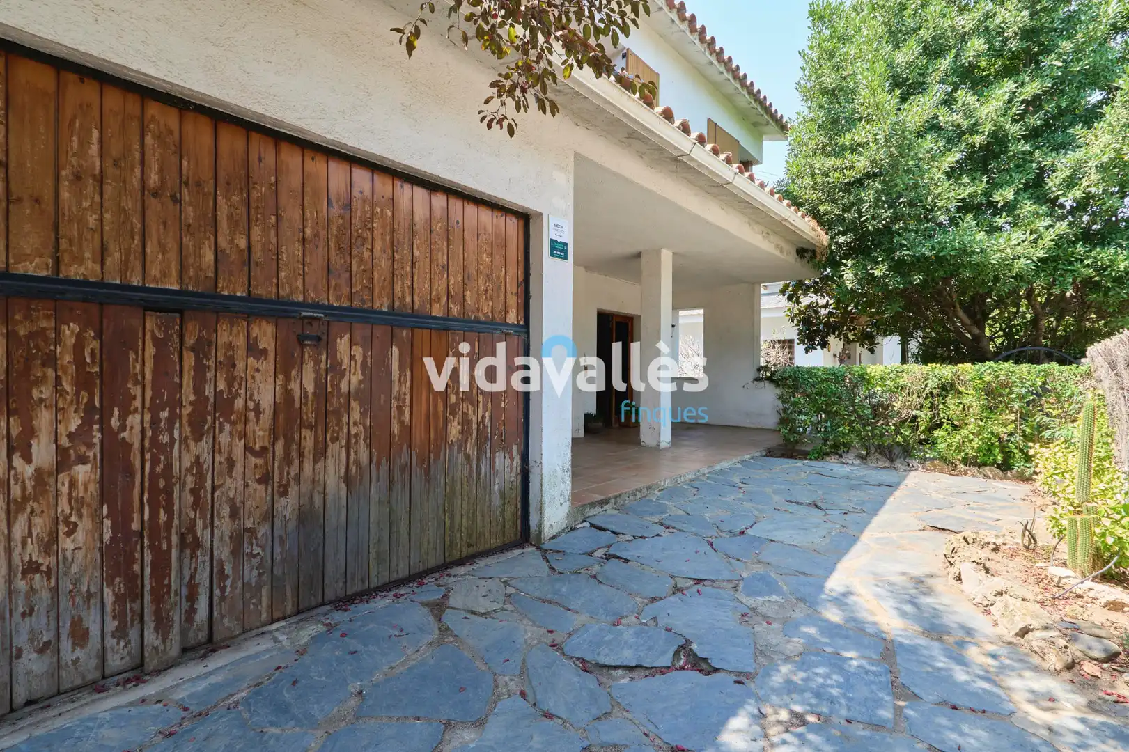 Vista exterior de Casa o xalet en venda en Cardedeu amb Calefacció, Jardí privat i Terrassa