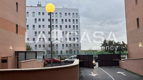 Foto 2 de Garatge en venda a Colores -  Entreparques,  Sevilla Capital