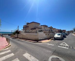 Vista exterior de Casa o xalet en venda en Guardamar del Segura amb Aire condicionat i Terrassa