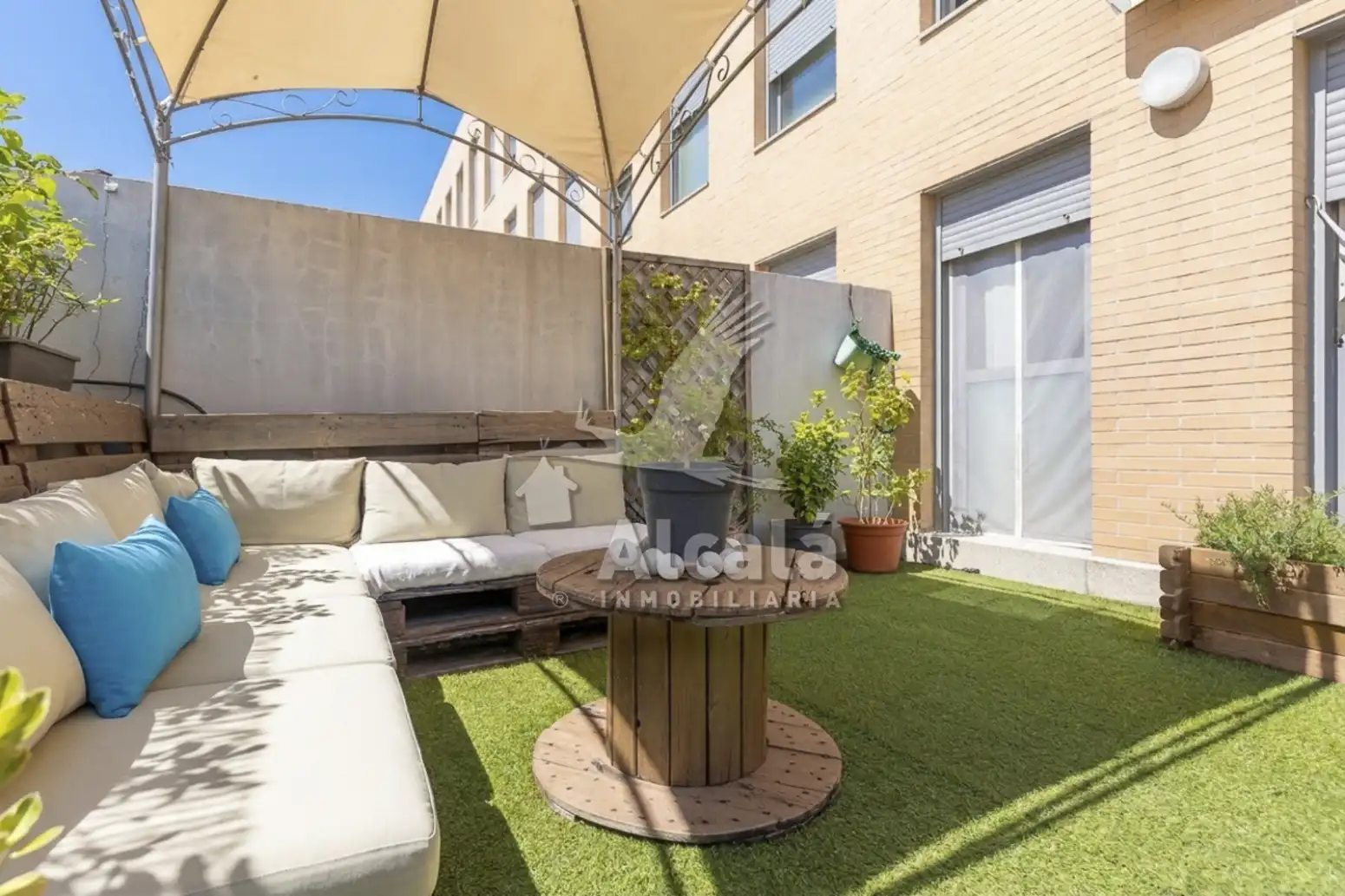 Terrasse von Wohnung zum Verkauf in Villalbilla mit Klimaanlage, Heizung und Terrasse