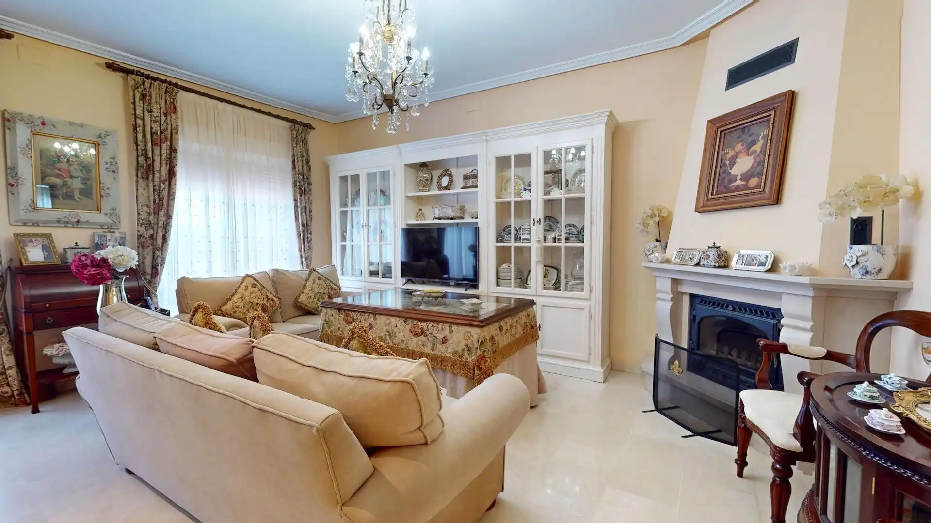 Living room of Houses for sale in Córdoba  with Air Conditioner, Private garden and Terrace