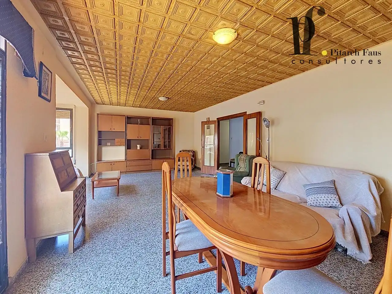 Sala d'estar de Pis en venda en La Pobla de Vallbona amb Balcó