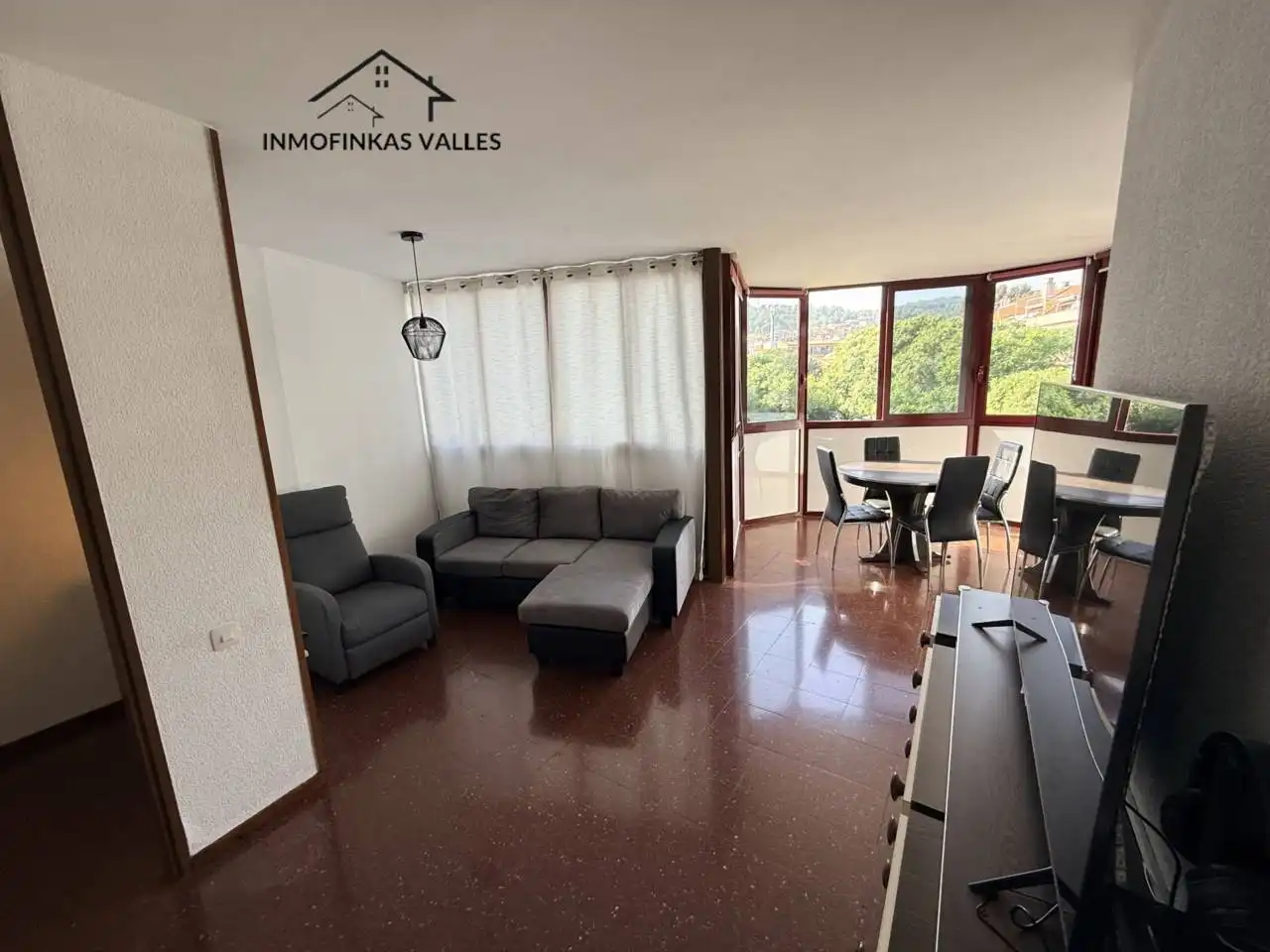 Living room of Flat for sale in Sant Andreu de la Barca, Barcelona