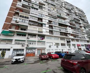 Vista exterior de Local en venda en  Madrid Capital