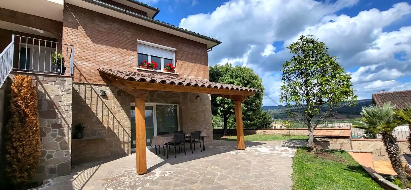 Terraza de Casa o chalet en venta en Olost con Jardín privado, Terraza y Piscina