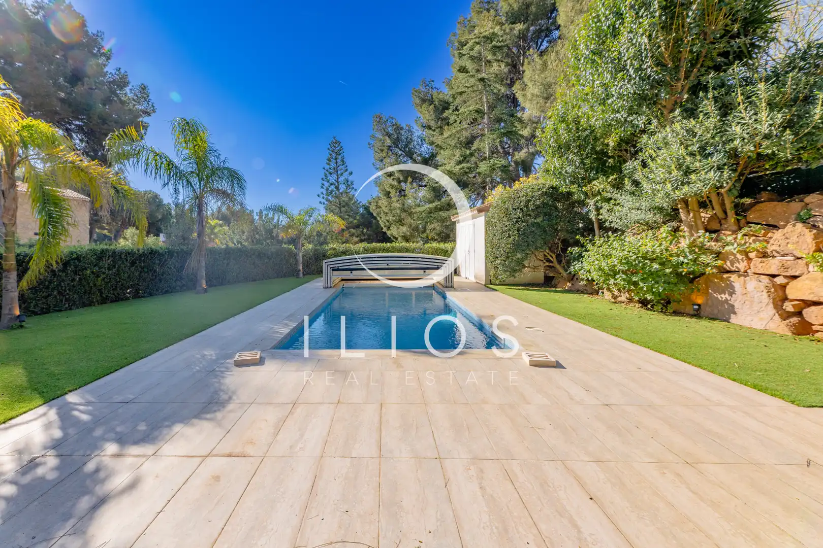 Piscina de Casa o xalet de lloguer en Sagunto / Sagunt amb Aire condicionat, Calefacció i Jardí privat