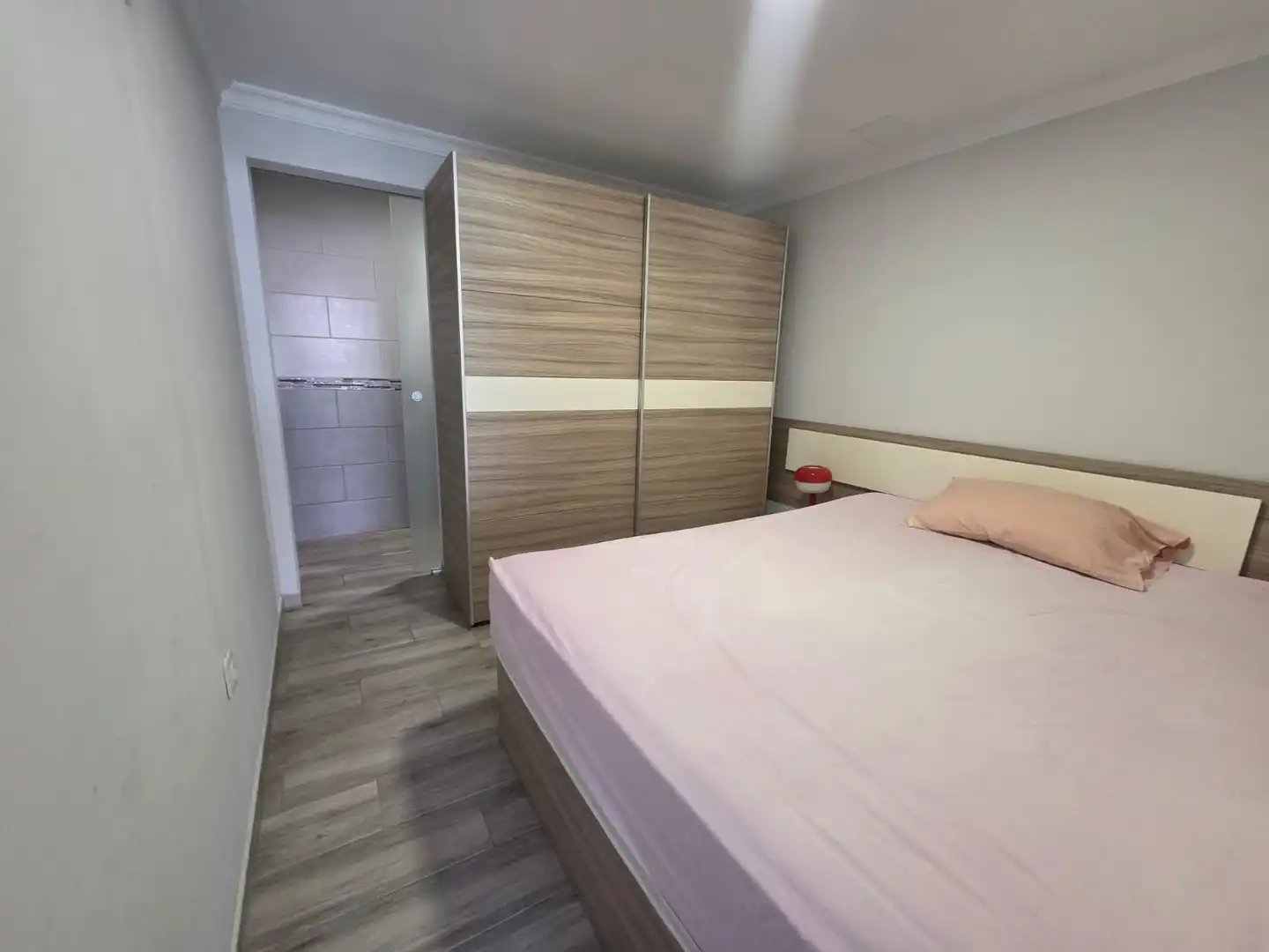 Habitación de Apartamento de alquiler en Adeje con Terraza y Amueblado