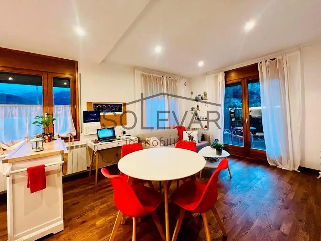 Comedor de Piso en venta en Sort con Calefacción, Terraza y Trastero