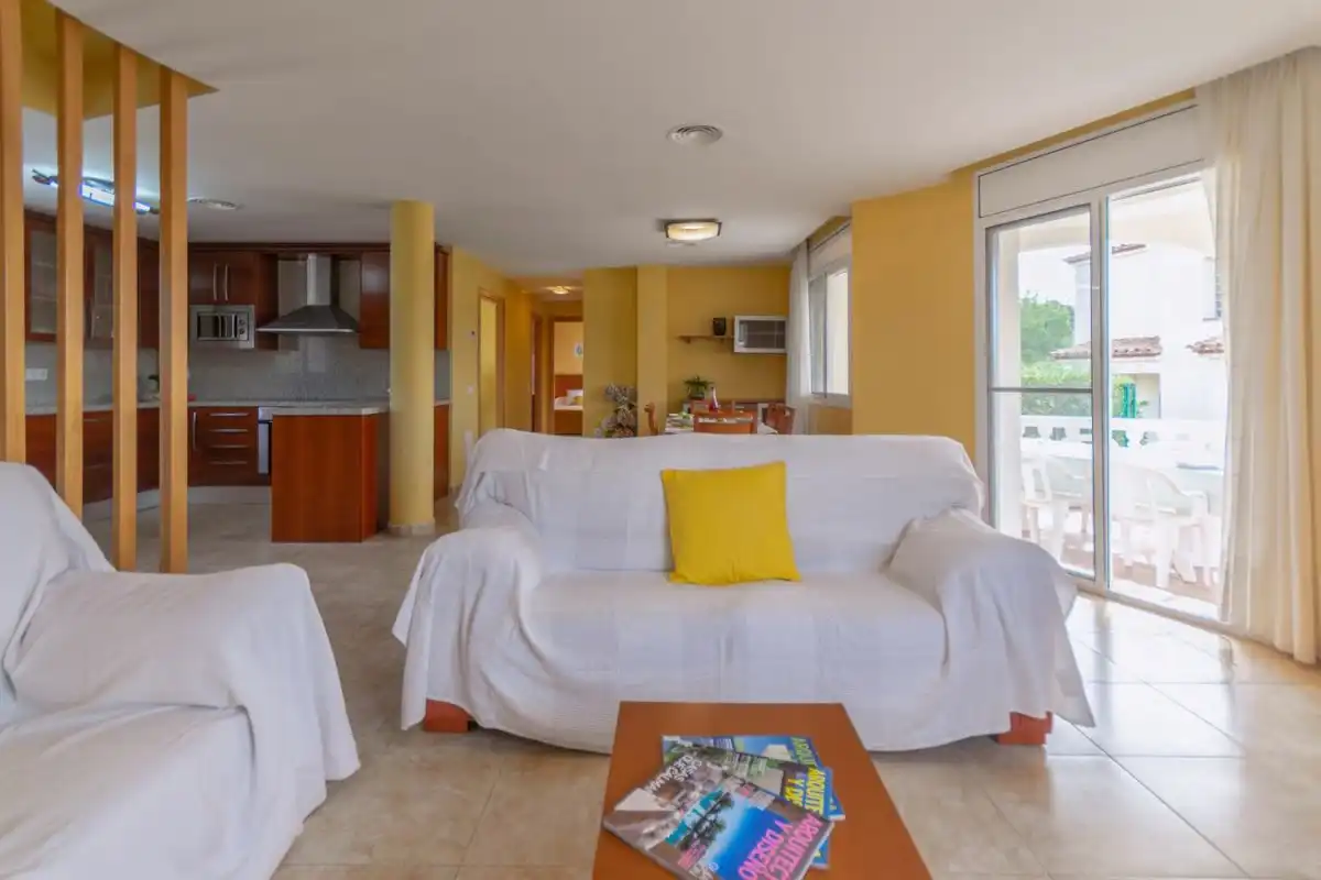 Sala d'estar de Casa o xalet en venda en El Perelló amb Aire condicionat, Calefacció i Jardí privat