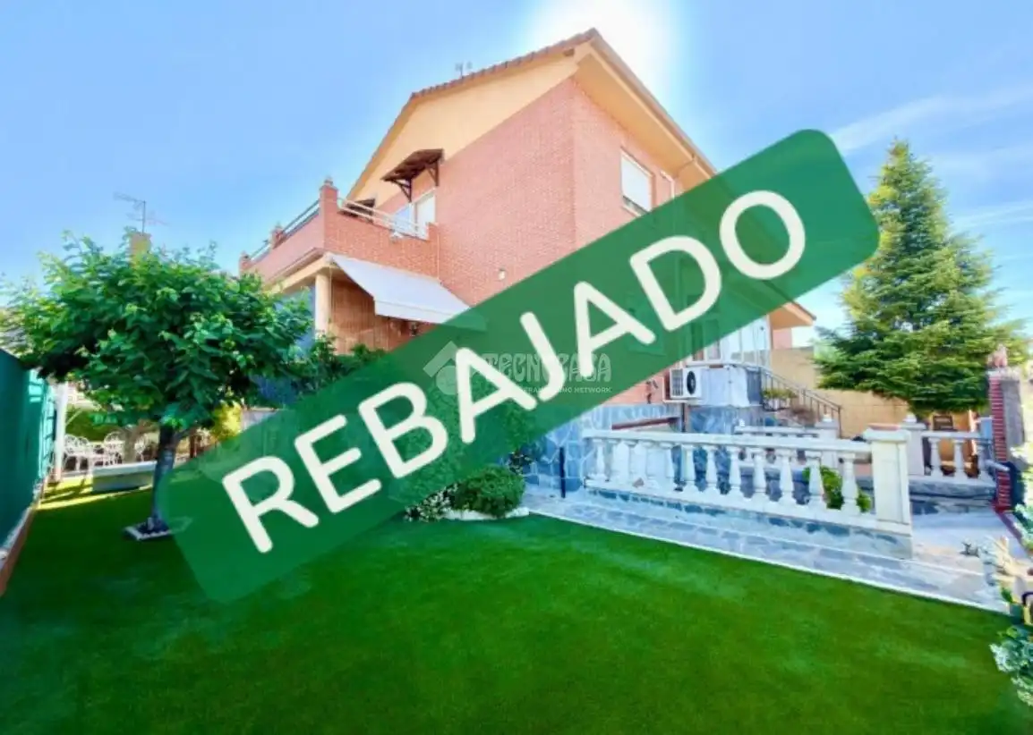 Garden of Detached homes for sale in Cabanillas del Campo  with Air Conditioner, Heating and Private garden