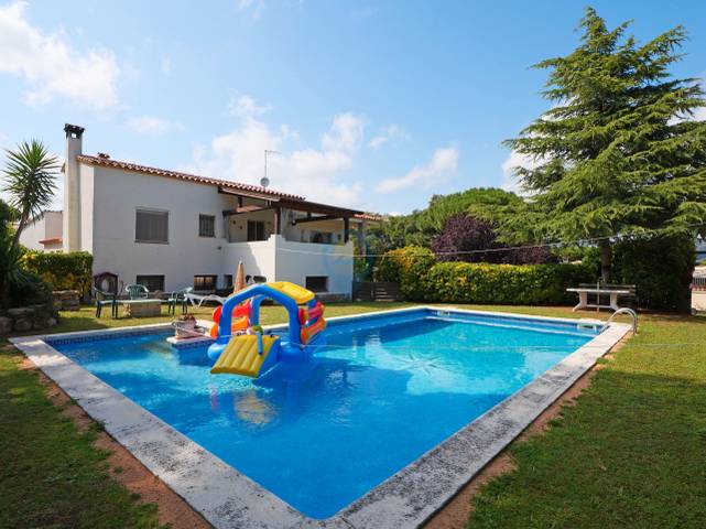 Casa-chalet en Venta en Carrer del Montclar, 11 en Golf Costa Brava