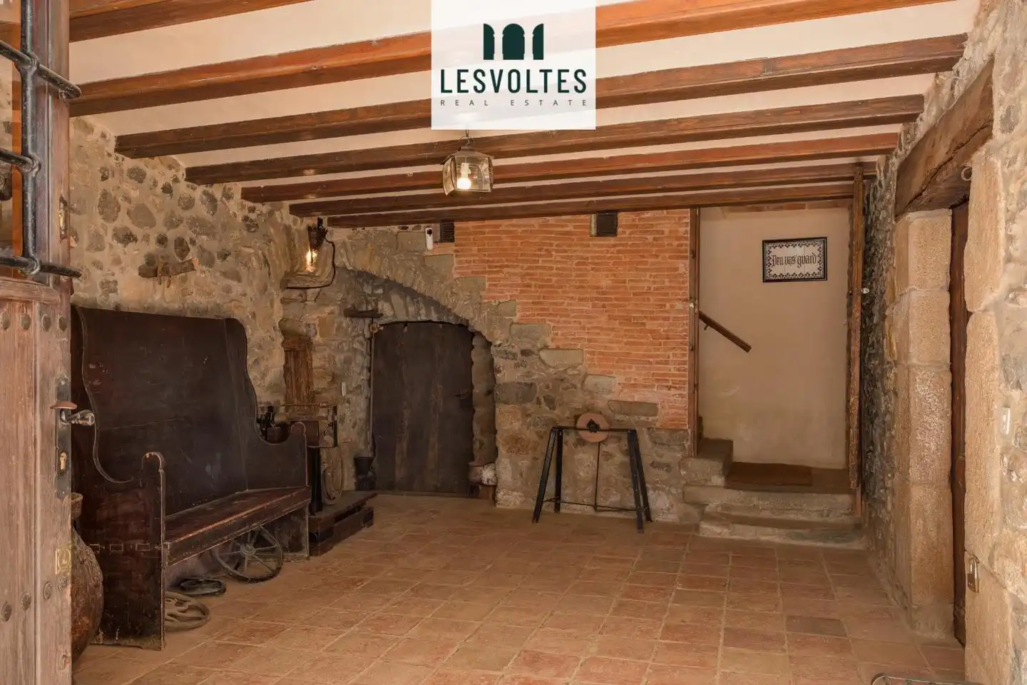 Houses for sale in Rupià  with Air Conditioner, Heating and Private garden