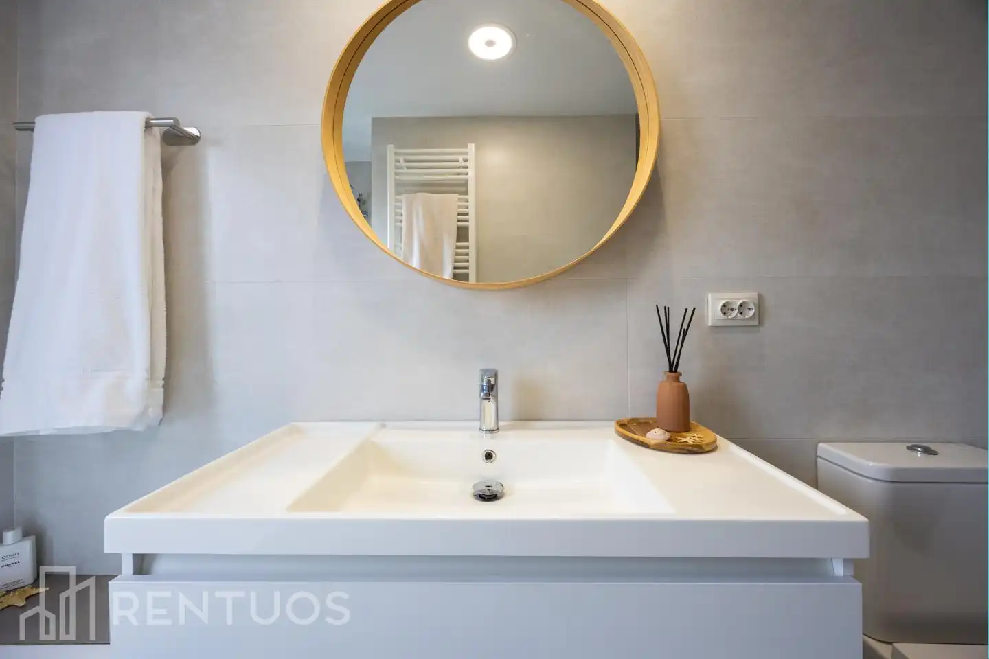 Badezimmer von Dachboden zur Miete in Madrid mit Klimaanlage, Heizung und Terrasse