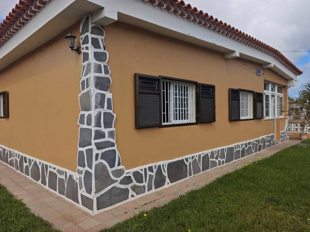 Casa-chalet en Venta en Calle el Peñón en Campo de Golf - Agua García - Juan Fernández