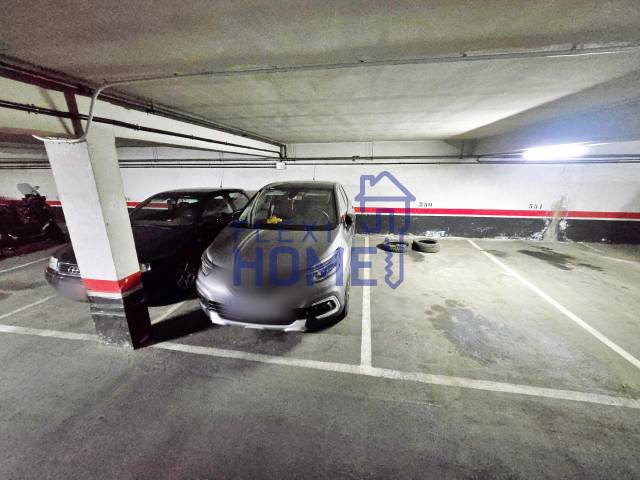 Garaje en Venta en PLAZA DEL OBRADOIRO en Parque Lisboa - La Paz