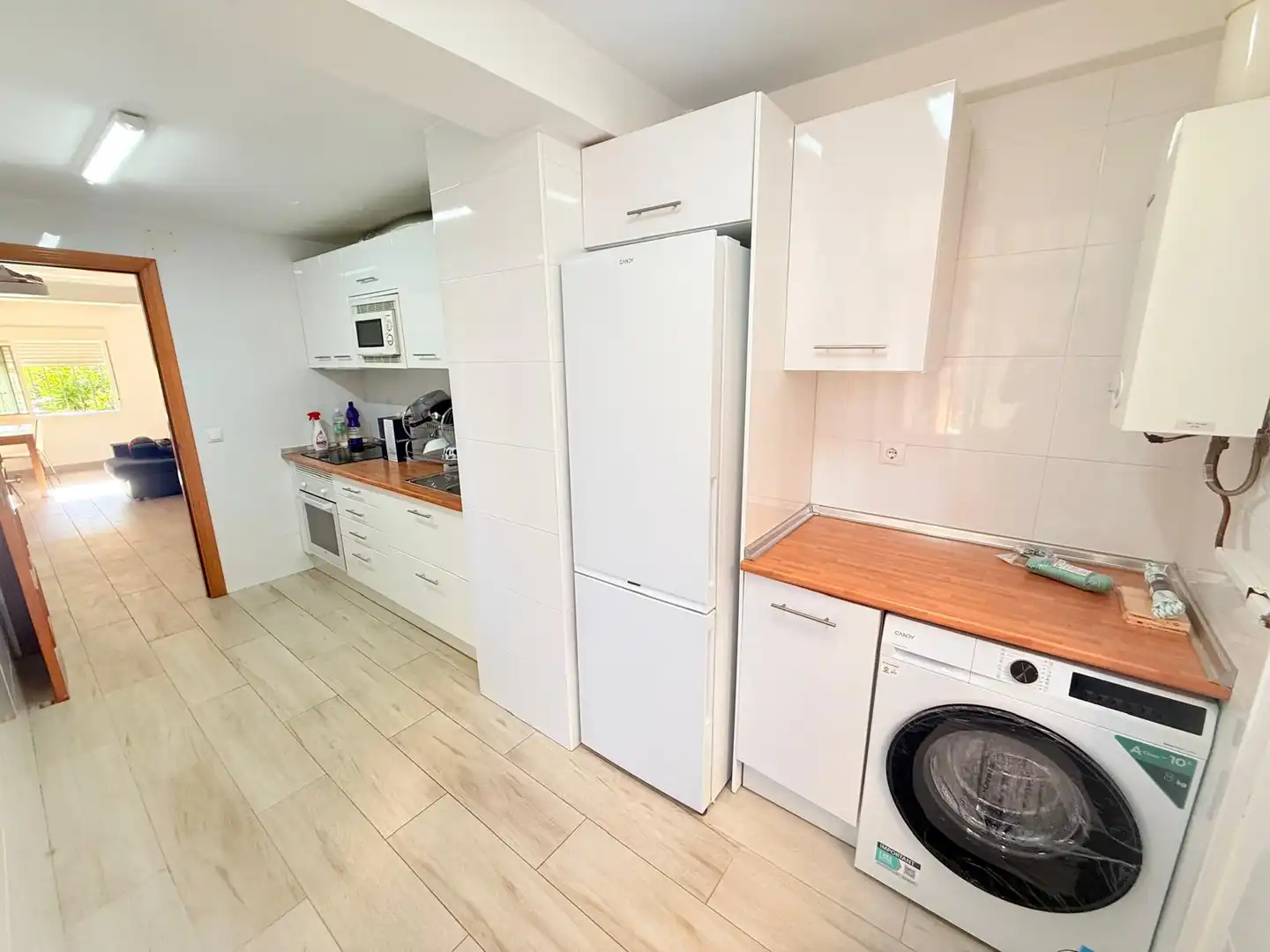 Küche von Wohnung zur Miete in Málaga mit Möbliert, Ofen und Waschmaschine