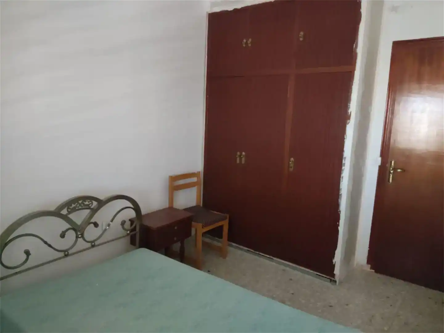 Dormitori de Casa adosada en venda en Torrubia del Campo amb Balcó