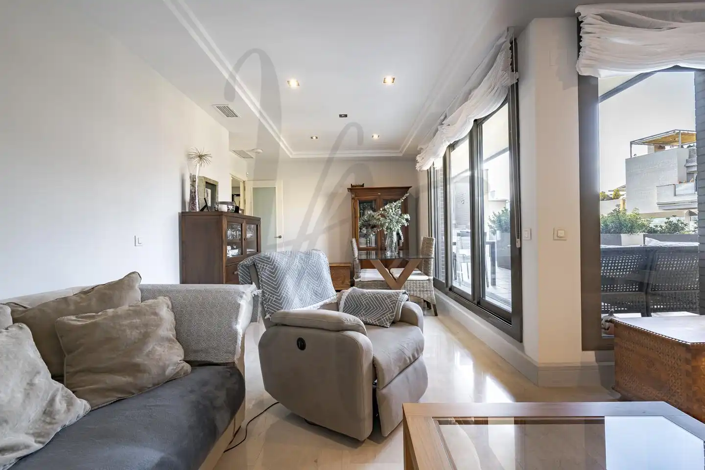 Sala de estar de Ático en venta en San Sebastián de los Reyes con Aire acondicionado, Calefacción y Terraza