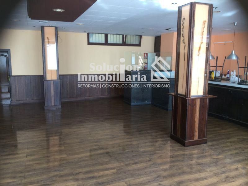 Premises for sale in Monterrubio de Armuña  with Air Conditioner