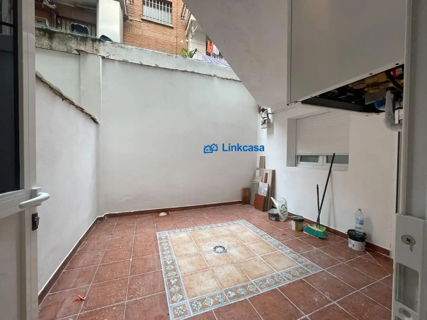 Piso en venta en  Madrid Capital con Alarma