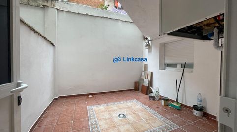 Foto 2 de Piso en venta en Ferroviarios, Almendrales, Madrid Capital