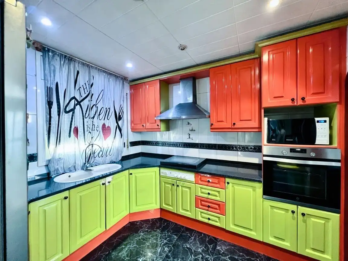 Kitchen of Houses for sale in Roda de Berà  with Heating, Private garden and Terrace