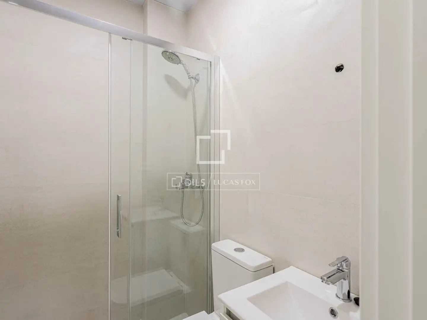 Baño de Piso de alquiler en Jaén con Aire acondicionado y Calefacción