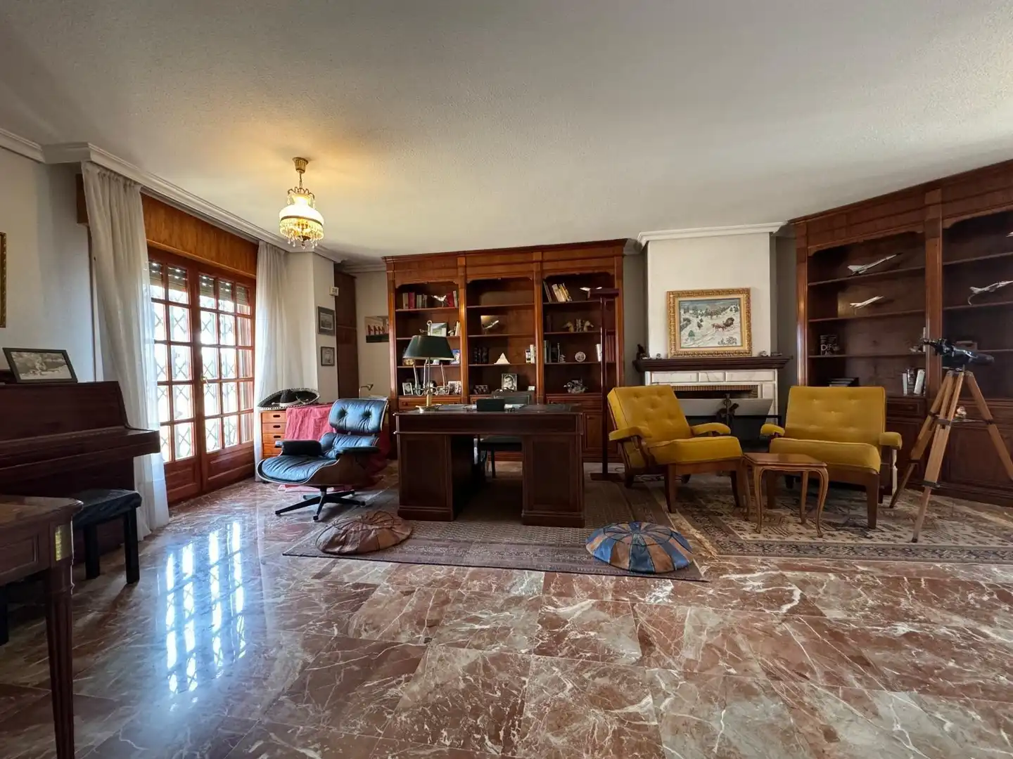 Sala d'estar de Casa o xalet en venda en Alicante / Alacant amb Calefacció, Jardí privat i Terrassa