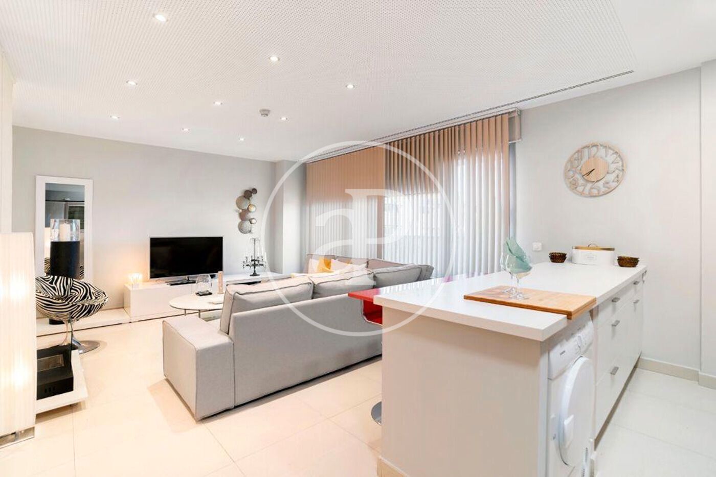 Sala d'estar de Àtic en venda en San Sebastián de los Reyes amb Aire condicionat, Calefacció i Terrassa