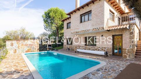 Foto 2 de Casa o xalet en venda a Pino Alto - Navarredonda, Valdemorillo