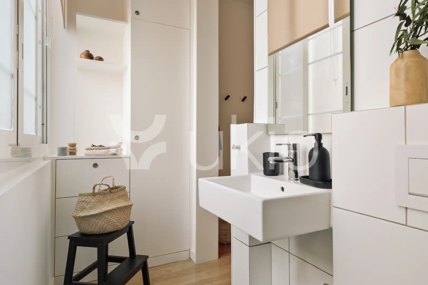 Appartement compact avec terrasse à louer à Carrer de Casanova, imagen 21