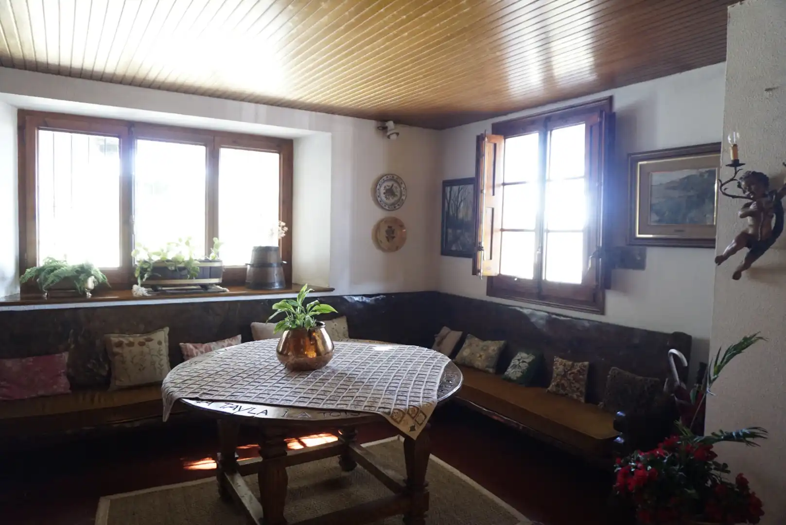 Casa rústica con terraza en venta en El Bruc, imagen 5