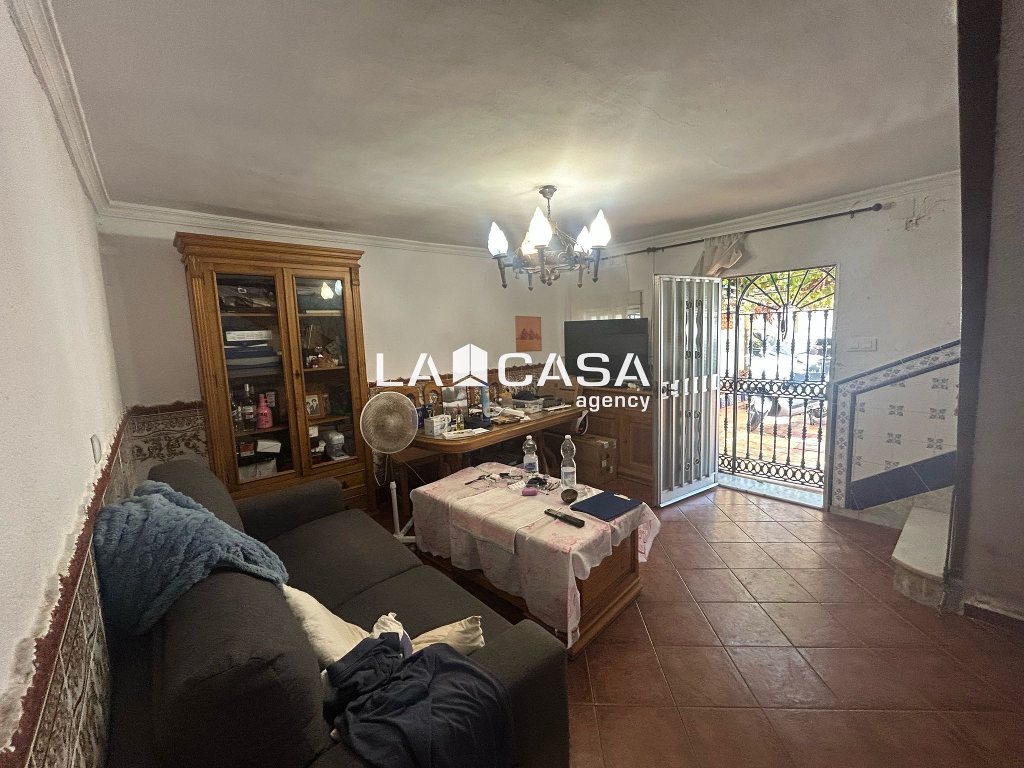 Casa o xalet en venda en La Línea de la Concepción amb Terrassa i Balcó