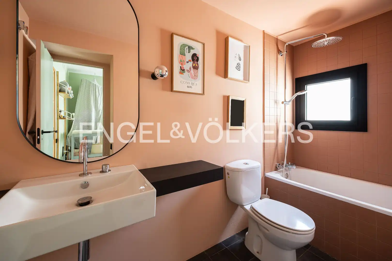 Bathroom of Houses for rent in Caldes d'Estrac  with Air Conditioner, Heating and Private garden
