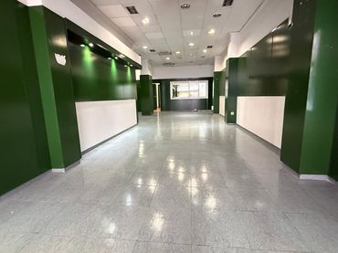 Gewerbefläche zur Miete in Calle Teodoro Camino 23