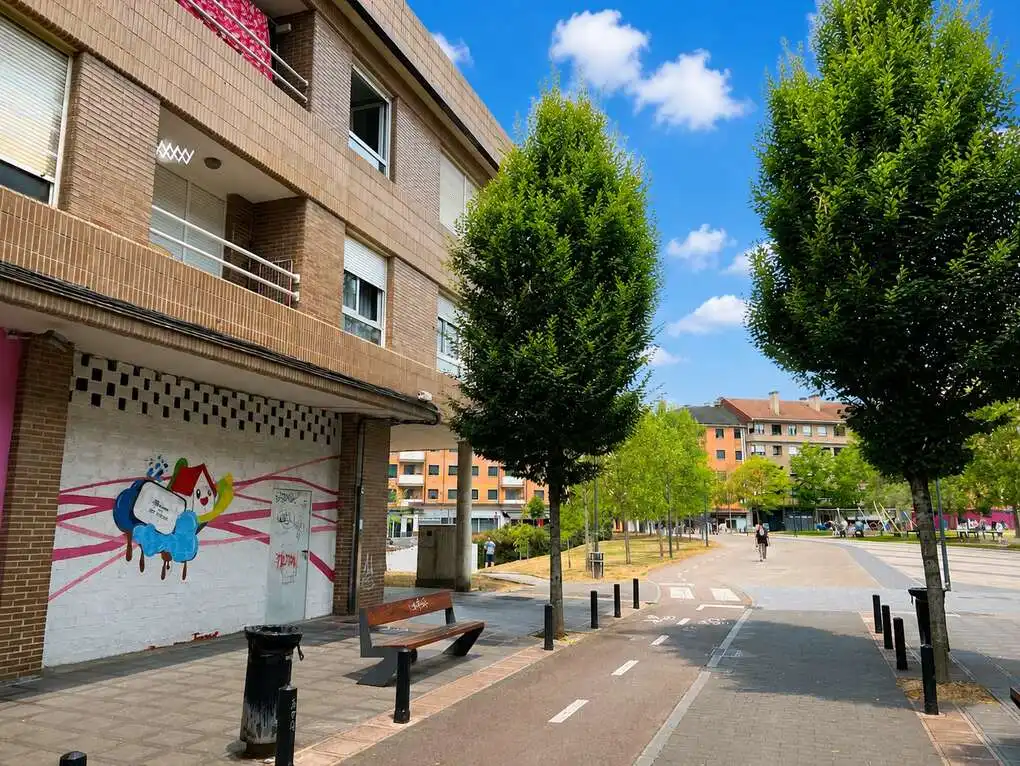 Business premises for sale in Lugones, imagen 3